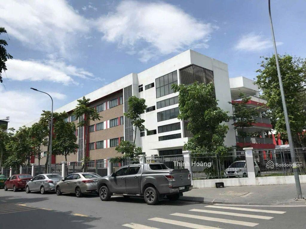 Hiếm! bán lô đất cực đẹp p. long biên, 40m2, vỉa hè, ô tô tránh, kinh doanh, xây tòa nhà ở sướng