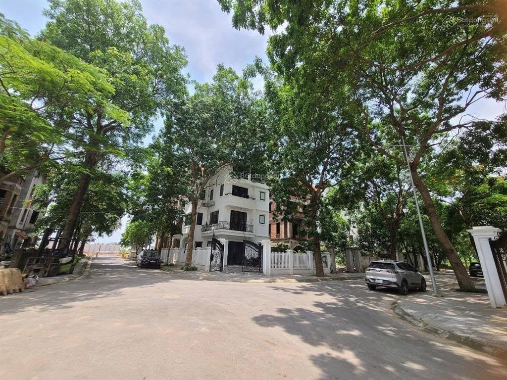 Chính chủ bán biệt thự tại song phương, gần khu đô thị an khánh
