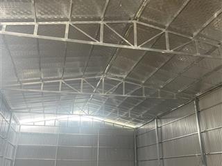 Chính chủ bán 200m2 xưởng, đất xen kẹt tại thôn 1 trại gần, song phương, hoài đức