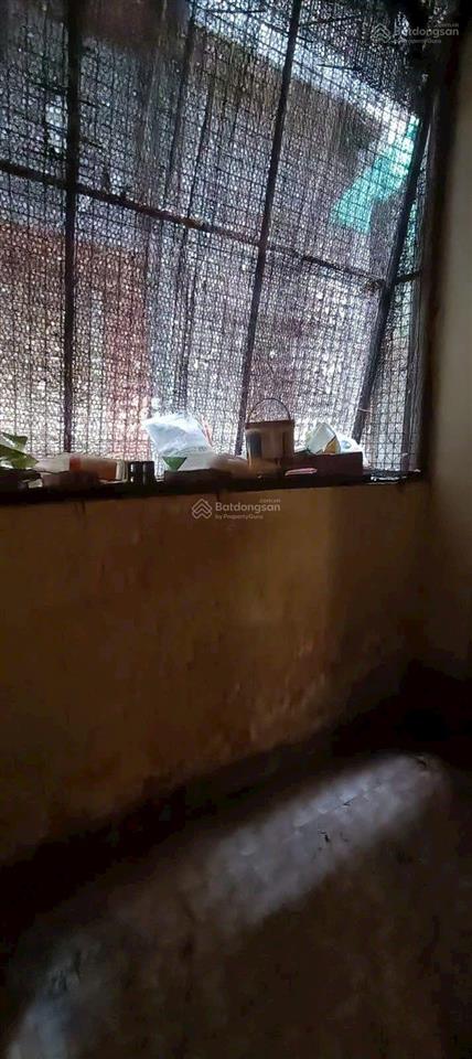 Chung cư xóm cải quận 5, lầu 1 cũ tiện sữa chữa mới giá chỉ nhỉnh 2 tỷ