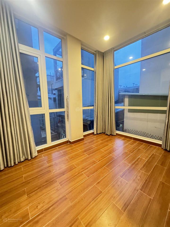 Hưng phú f9q8  46m2 ngang 5m nở hậu 6m  cách mặt tiền hưng phú chỉ vài bước chân. chỉ nhỉnh 4 tỷ