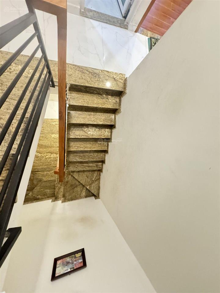 Hưng phú f9q8  46m2 ngang 5m nở hậu 6m  cách mặt tiền hưng phú chỉ vài bước chân. chỉ nhỉnh 4 tỷ