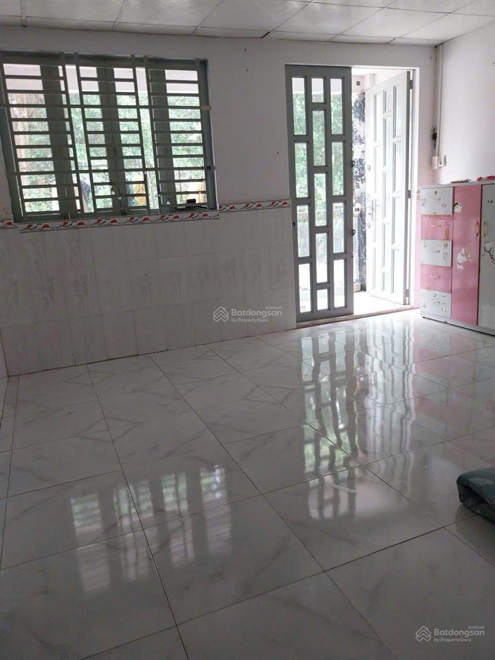 Quận 8, nhà bán đường tám danh, hẻm 3m, 44m2, 2 tầng ở ngay, giá chỉ nhỉnh 4 tỷ.