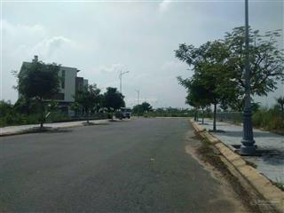 Hàng ngoại giao. 1 lô duy nhất 100m2  1 tỷ 750, biên hoà new city  mt 24m sát sân golf long thành
