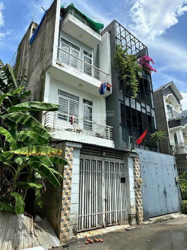 Gấp gấp!!! duy nhất 1 lô 52m2 giá 2 tỷ 750 ngay kdc trường lưu, gần vành đai 3. công chứng ngay