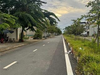 Thiện chí bán nhanh 1 lô 80m2  1tỷ750 trước trường học, ngay trục đường 26m ngay trục n7. sổ sẵn