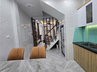 Bán nhà tây tựu ( bắc từ liêm) 38mx5tầng chỉ gần 6tỷ, oto đỗ cách nhà 10m