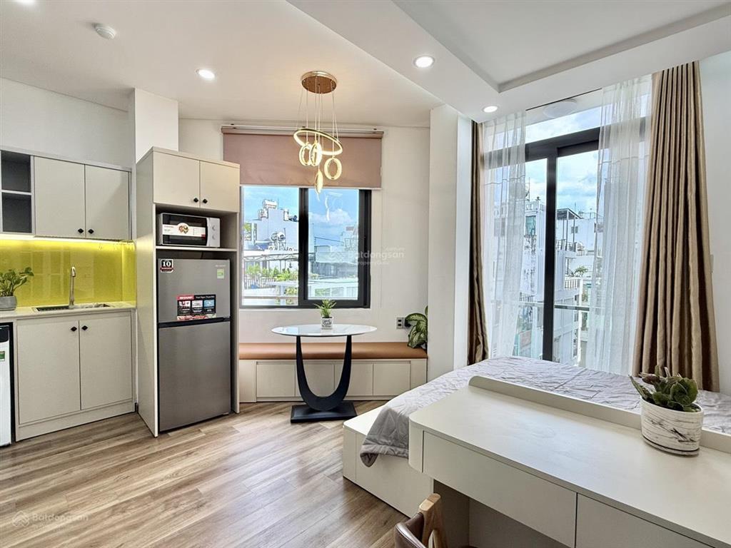 Khai trương căn hộ full nội thất ban công giáp q1 ngay ngô tất tố