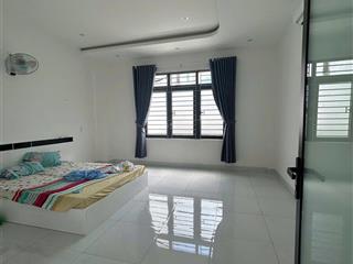 Chính chủ chuyển công tác gởi bán nhà 3 tầng mặt tiền hoà phú 10  gần biển nguyễn tất thành
