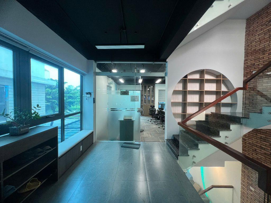 Cho thuê biệt thự Dương Nội hoàn thiện full nội thất cơ bản