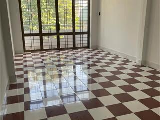 Nhà nguyên căn chiwr 12tr ngay 100 bình thới, 4x20m, 2 tầng, 2pn 2wc. nhà mới, sạch sẽ. hẻm xe tải