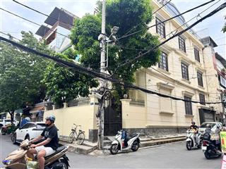Chính chủ cần bán gấp biệt thự góc 2 mặt tiền hẻm 8m  đường d2 (nguyễn gia trí)
