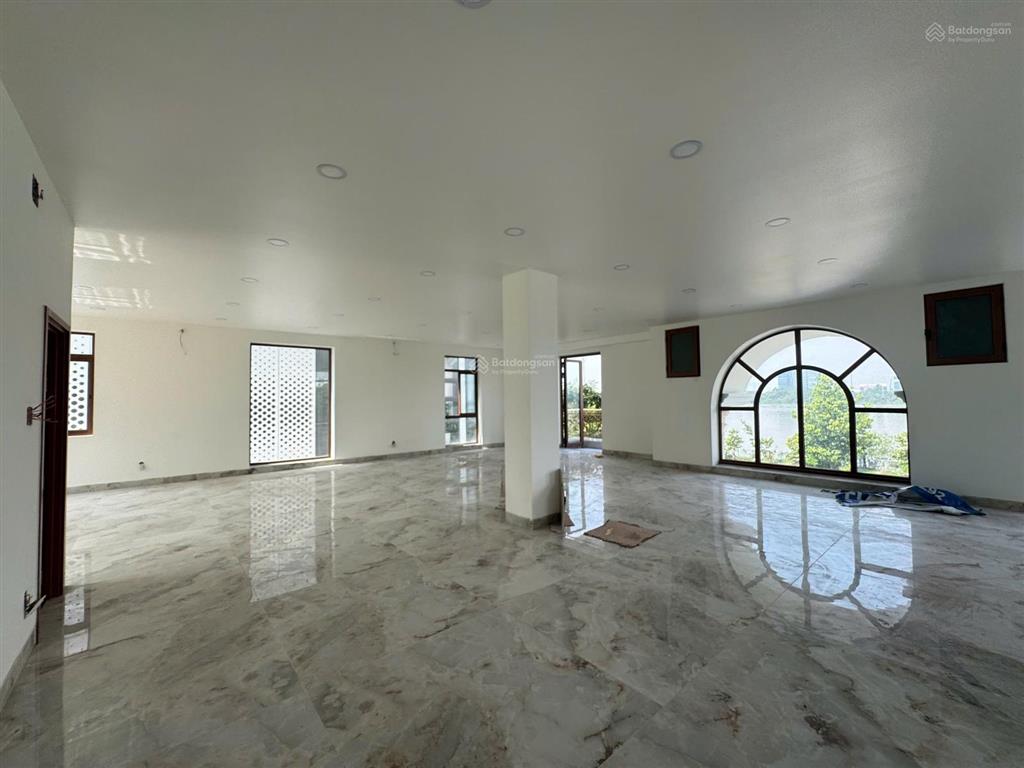 Duy nhất! mặt tiền nguyễn gia trí (5 x 25m)  5 lầu  hđt 88tr/tháng  giá bán gấp 35 tỷ!