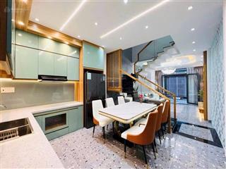 Hàng ngộp gần công viên tầm vu,nhà(3pn3wc) 3tỷ588 dt 60m2 vuông vức, sát mặt tiền tầm vu