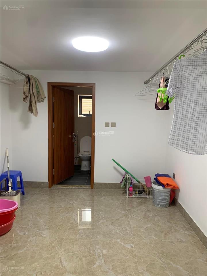 Chính chủ gửi bán nhanh liền kề kinh doanh, dòng tiền cho thuê 1,15 tỷ/năm.  0904 562 ***