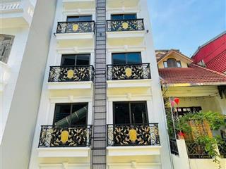 Bán nhà f0 5 tầng ôtô vào tận nhà đường bến  hoài đức