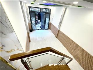 Bán nhà quận 8phường 4. nhà mới vào ở ngay. vị trí gần chợ 40m2. nhỉnh hơn 5 tỷ xíu