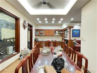 Bán gấp! phân lô trần quang diệu, ngõ ôtô tránh, gara ôtô 7 chô, ô chờ thang máy, kd, dt 61m*5t.