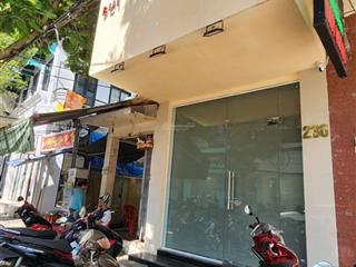 Siêu hiếm 1 mặt tiền, 2 mặt thoáng kẹp kiệt 7m trung tâm phan chu trinh dòng tiền 20tr/tháng