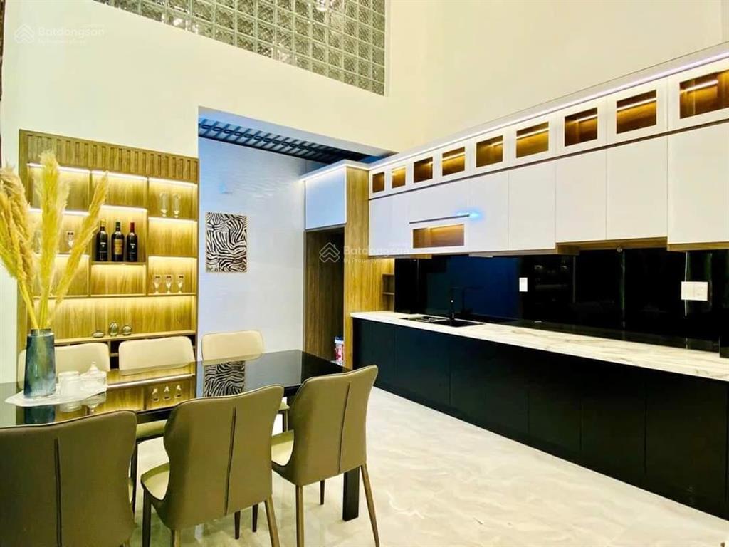Bán nhà thay chủ chu văn an, p. 12, bình thạnh. dt 88m2 giá 3 tỷ 4 thuê 19tr/tháng. sổ riêng
