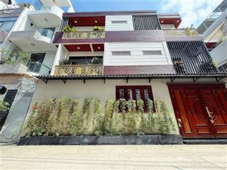 Bán biệt thự 3 mặt tiền xe hơi ngủ trong nhà đ. trần hưng đạo, quận 1  ngang lớn hiếm 11,55m