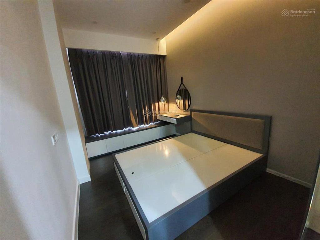 Cần bán căn hộ newton, 96m2, 3 phòng ngủ, 2wc, hdmb, giá 8,4 tỷ, nhà mới đẹp.  0976 028 ***