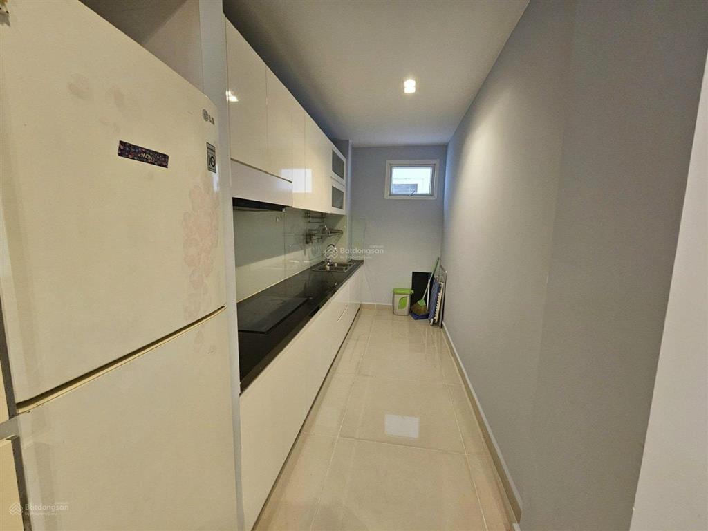 Cho thuê căn hộ sky center, 98m2, 3 phòng ngủ, 2wc, giá 20 triệu/tháng,  0976 028 ***