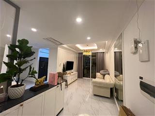 Bán gấp căn hộ chung cư orchard garden, phú nhuận. 96m2, 3pn, giá 9,2 tỷ. có sổ.  0976 028 ***