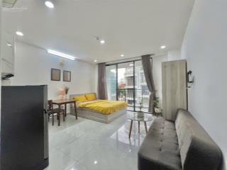 Căn hộ cao cấp 35m2 ban công thoáng ngay trường sa coopmart nhiêu lộc quận 3