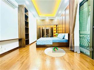 Bán nhà đẹp ở luôn2 mặt thoángnội thất xịn5tx30m2 7.7 tỷ trần thái tông dịch vọng cầu giấy