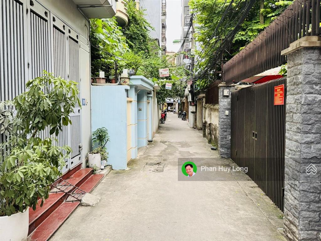 Nhà đẹp nguyễn khang cầu giấy 5 tầng 32 m2 mt 4 m 10.8 tỷ vị trí đắc địa kinh doanh