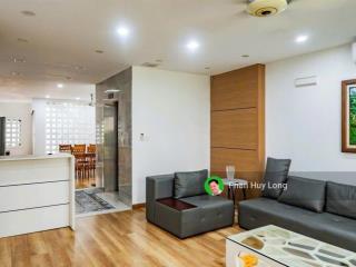 Bán nhà đẹp phố cầu giấy  5t 30m2 mt3.5m 7.5 tỷsổ đỏ chính chủ  0869 978 ***