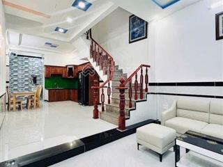 Đi nước ngoài, chính chủ bán căn nhà lê thị riêng, quận 12, sổ hồng riêng, mua ngay