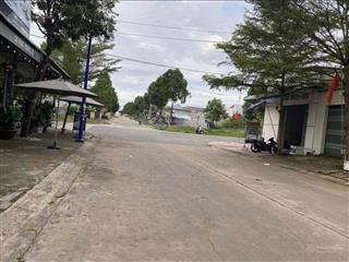 Chính chủ cần ra gấp 3 lô đất nằm ngay kcn mỹ phước 3  kinh doanh mua bán thoải mái giá chỉ 689tr