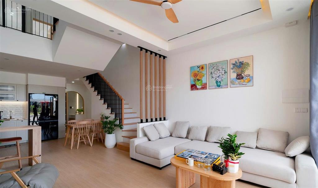 Hàng hiếm giá 1,45 tỷ tọa lạc ở đ.22 tháng 12,p.thuận giao,thuận an gần vòng xoay an phú. đường 7m.