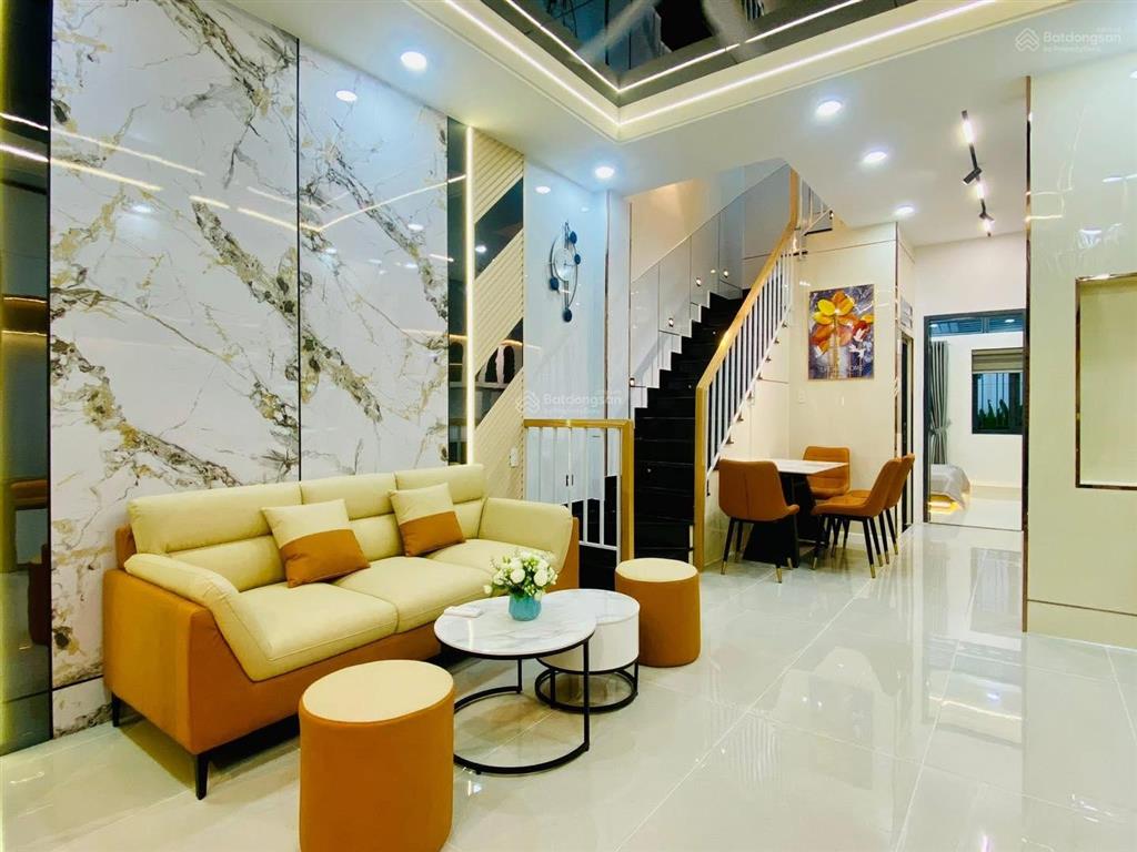 Chủ cần bán gấp nhà 1,35 tỷ tọa lạc ở đ.22 tháng 12,p.thuận giao,thuận an cách mặt tiền đường 100m.