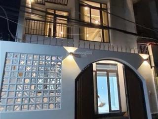 Cần bán nhà đường nguyễn khoái, phường 2, quận 4  giá tốt 4tỷ880/65m2 (5x13m). gần cv khánh hội.