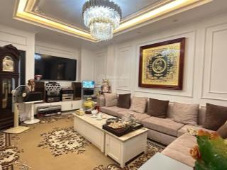 Dân xây độc lập thang máy khu vực vip bậc nhất trục đường p
