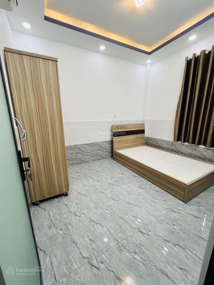 Chỉ 5,49 tỷ nhà đẹp sát mặt tiền lâm văn bền, tân kiểng, quận 7  dt 5x10m  3 pn