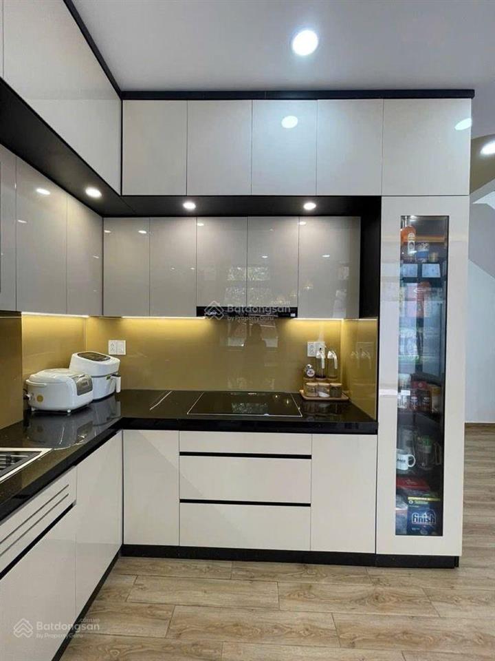 3.9 tỷ nhà đẹp lâm văn bền, quận 7, dt 6x8m, full nội thất cao cấp