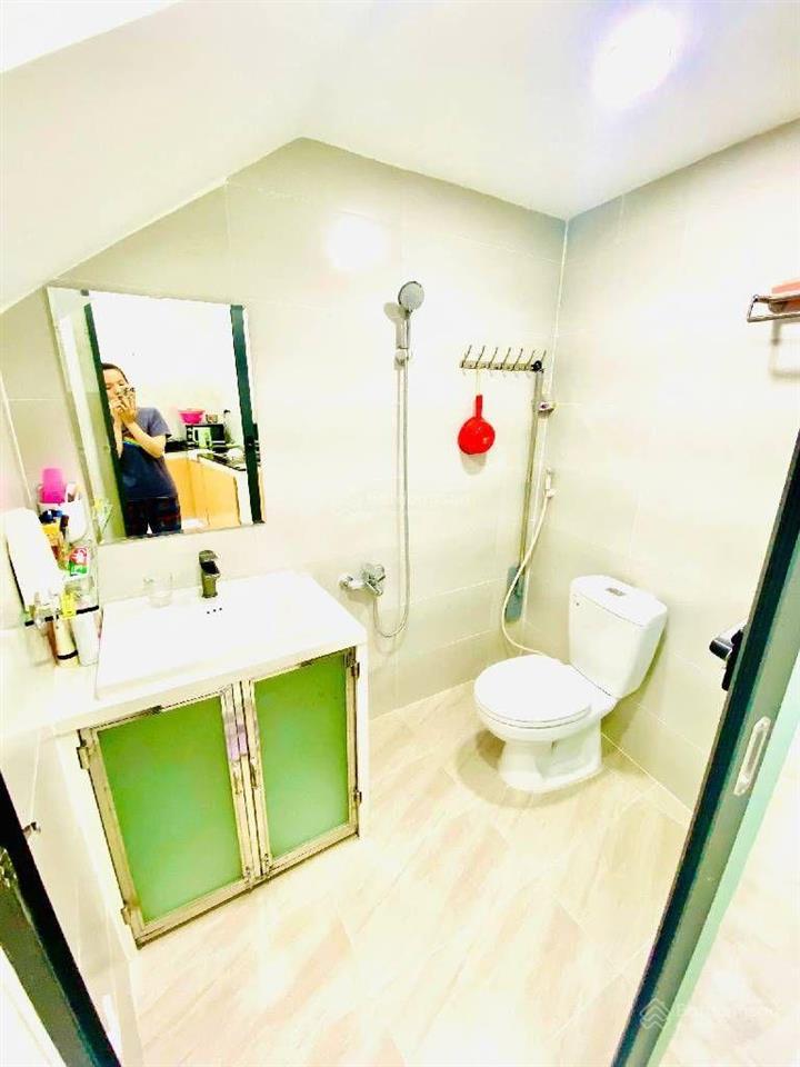 Nhà lâm văn bền quận 7 xe tải tránh  dt 27m2 (ngang 4m) chỉ 2.8 tỷ