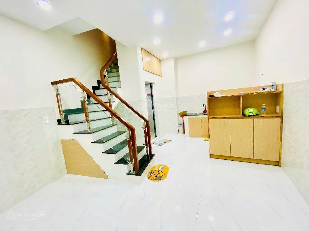 Nhà lâm văn bền quận 7 xe tải tránh  dt 27m2 (ngang 4m) chỉ 2.8 tỷ