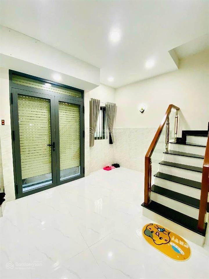 Nhà lâm văn bền quận 7 xe tải tránh  dt 27m2 (ngang 4m) chỉ 2.8 tỷ