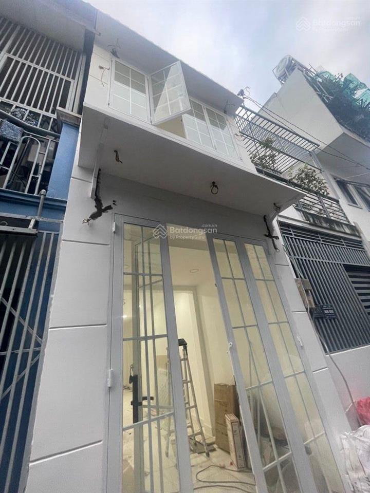 Nhà lâm văn bền, p. tân kiểng, quận 7, dt 40m2  3 pn. chỉ 4.5 tỷ
