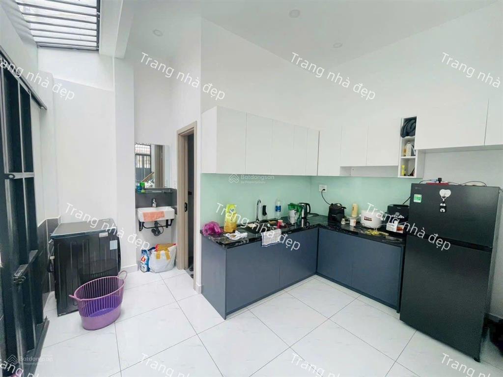 8.1 tỷ nhà kiều đàm quận 7  dt 44m2  3 lầu  xe hơi ngủ  4pn