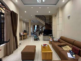 Biệt thự đẳng cấp  không khí trong lành  gần bình thạnh  114m2  chỉ nhỉnh 1x tỷ