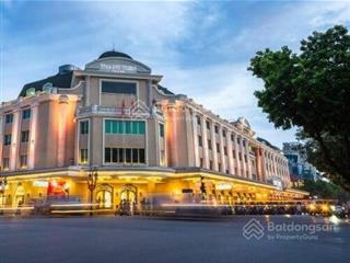 Mặt phố tràng tiền  hàng hiếm 176m2, mt 7.5m  sổ lâu dài  độc nhất vô nhị  425 tỷ