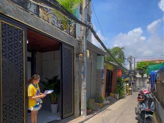Siêu phẩm biệt thự phố hxh, nguyễn văn quỳ quận 7, 3 tầng, chỉ 6.x tỷ