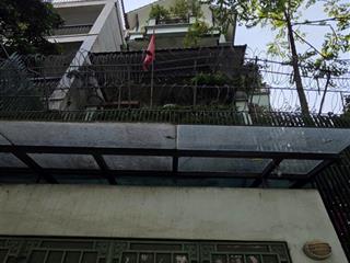 Nguyễn khang bán đất 95m2 tặng nhà 3 tầng trung tâm cầu giấy ô tô vào nhà  chỉ 25 tỷ