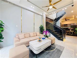 Nhà đẹp quận 8, giá siêu hời 2,6tỷ, 45m2 tại dương bá trạc, q8, hcm